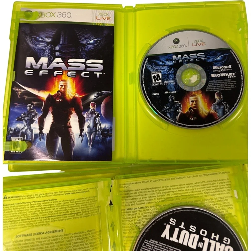 Xbox 360 Game Bundle Lot of 4 Call of‎ Duty Ghosts Halo 4 The Walking Dead Mass